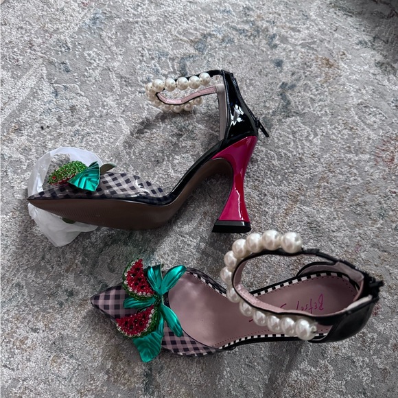New Betsy Johanson shoes,very cute - Picture 3 of 6